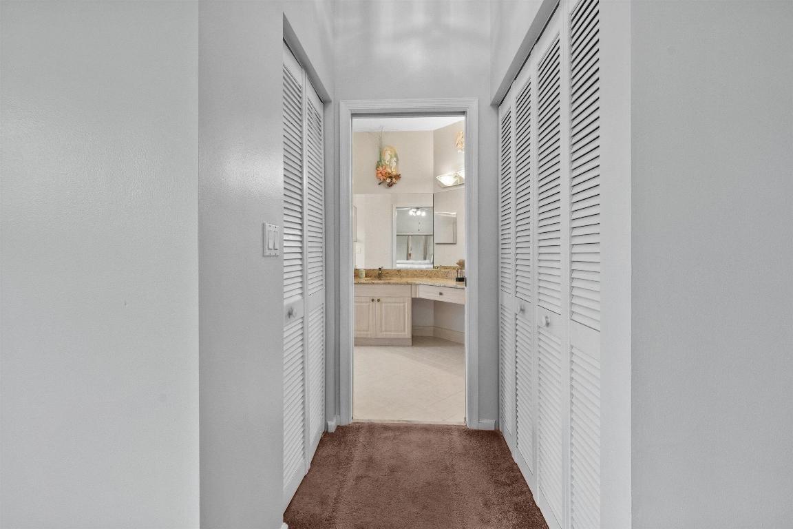 104 Greenwood Place, Royal Palm Beach