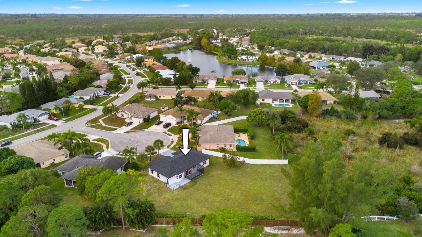 104 Greenwood Place, Royal Palm Beach