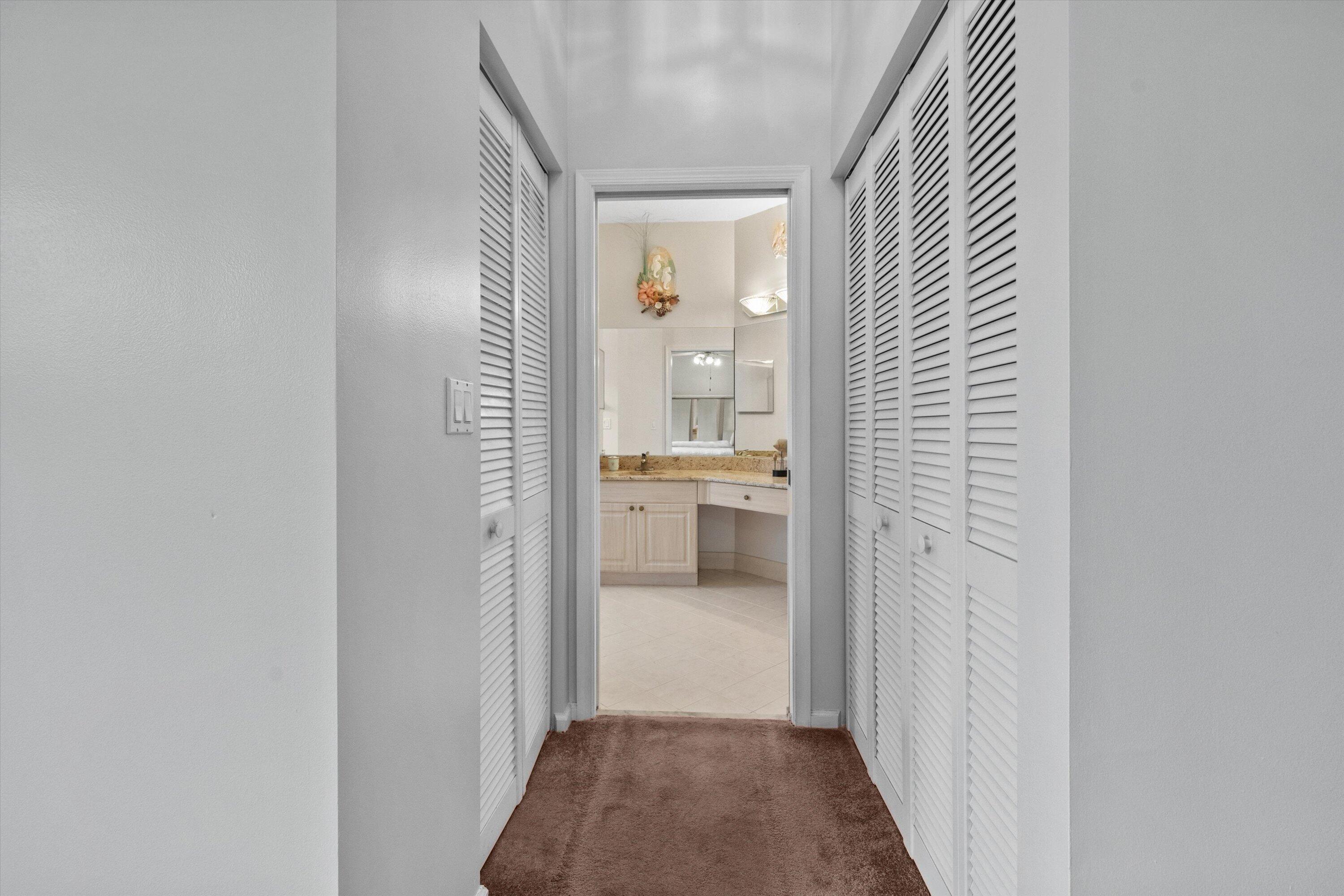 104 Greenwood Place, Royal Palm Beach