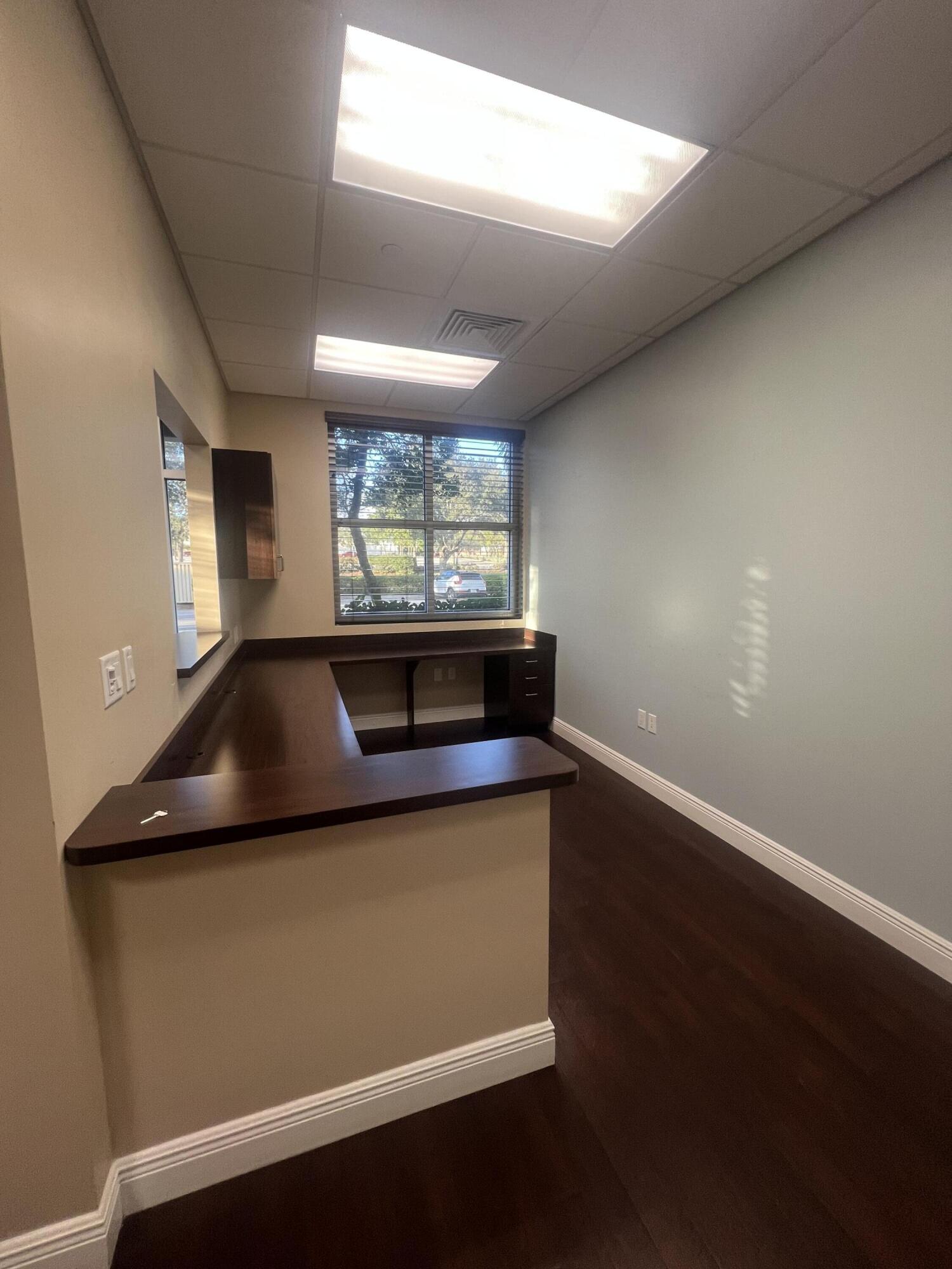 2585 S State Road 7 100