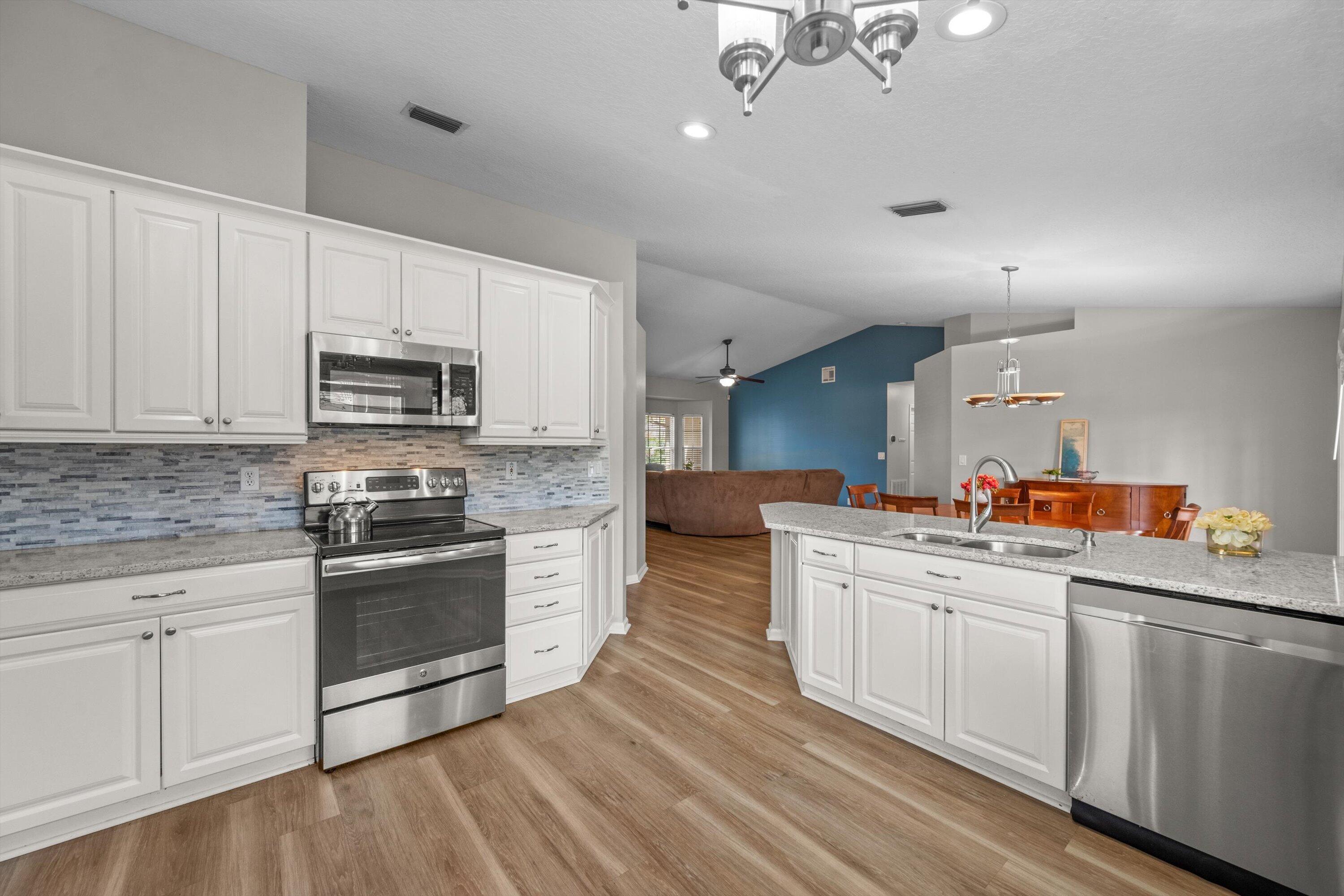 115 Silver Bell Crescent