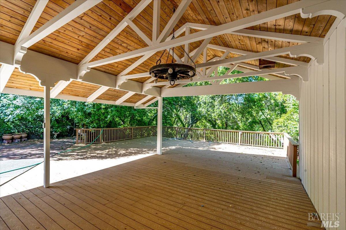 840-845 Horn Avenue