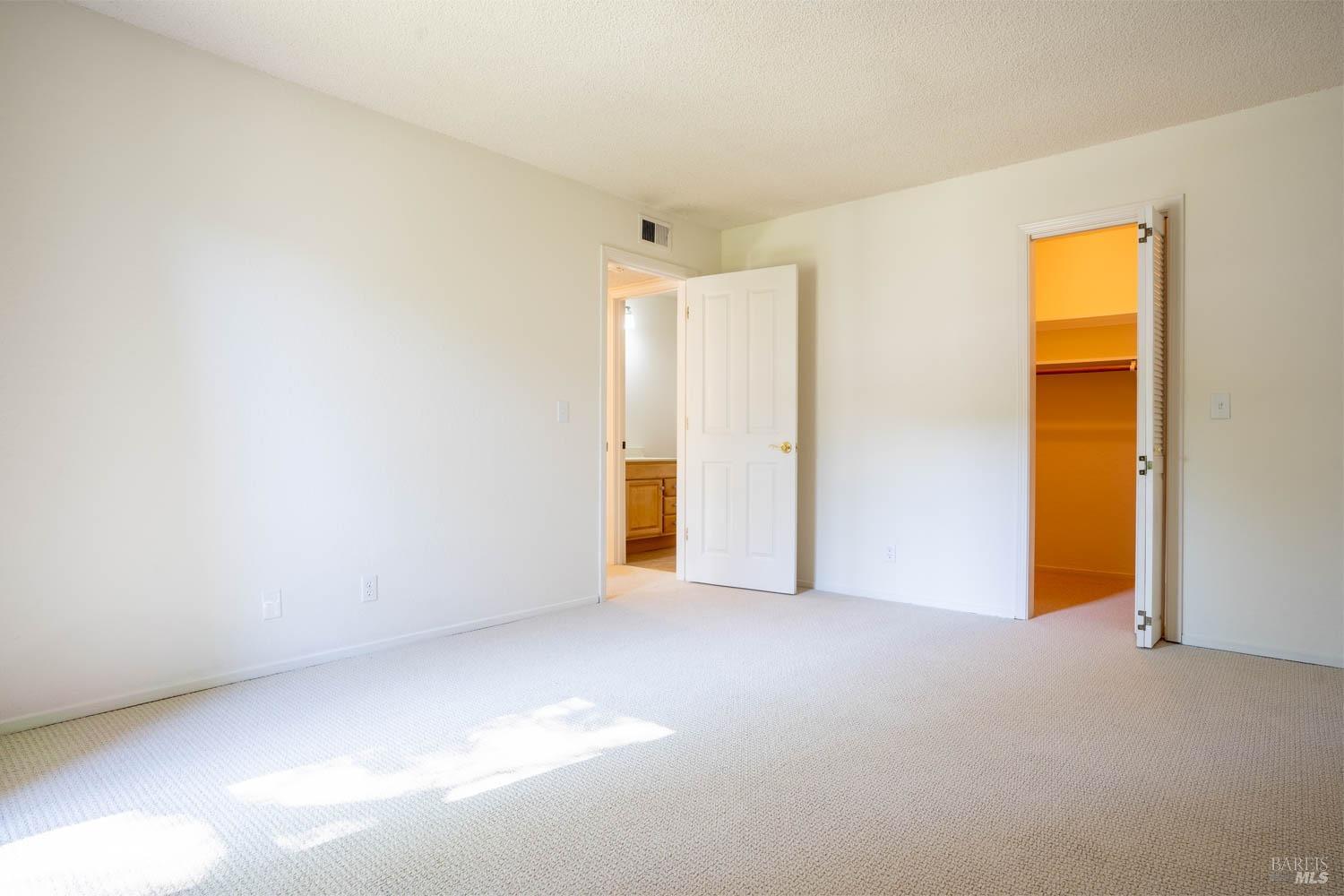 314 Larkspur Plaza Dr