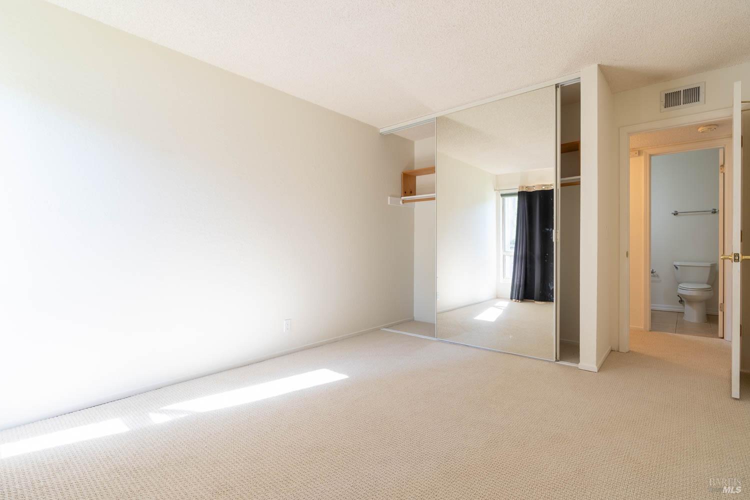 314 Larkspur Plaza Dr