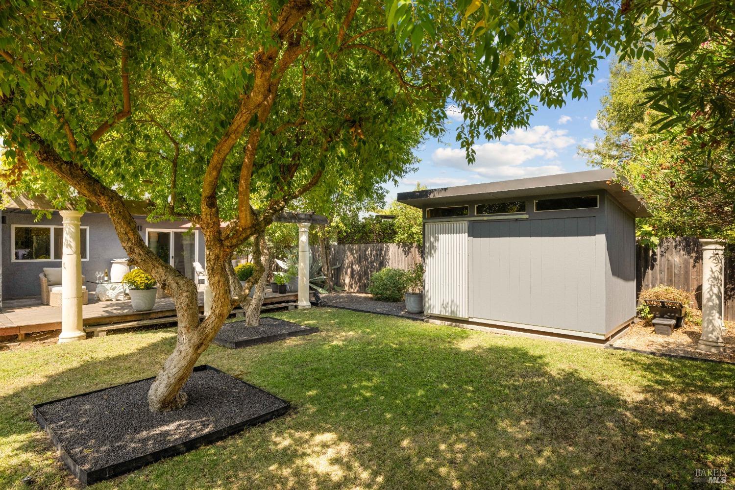 19352 Junipero Serra Dr