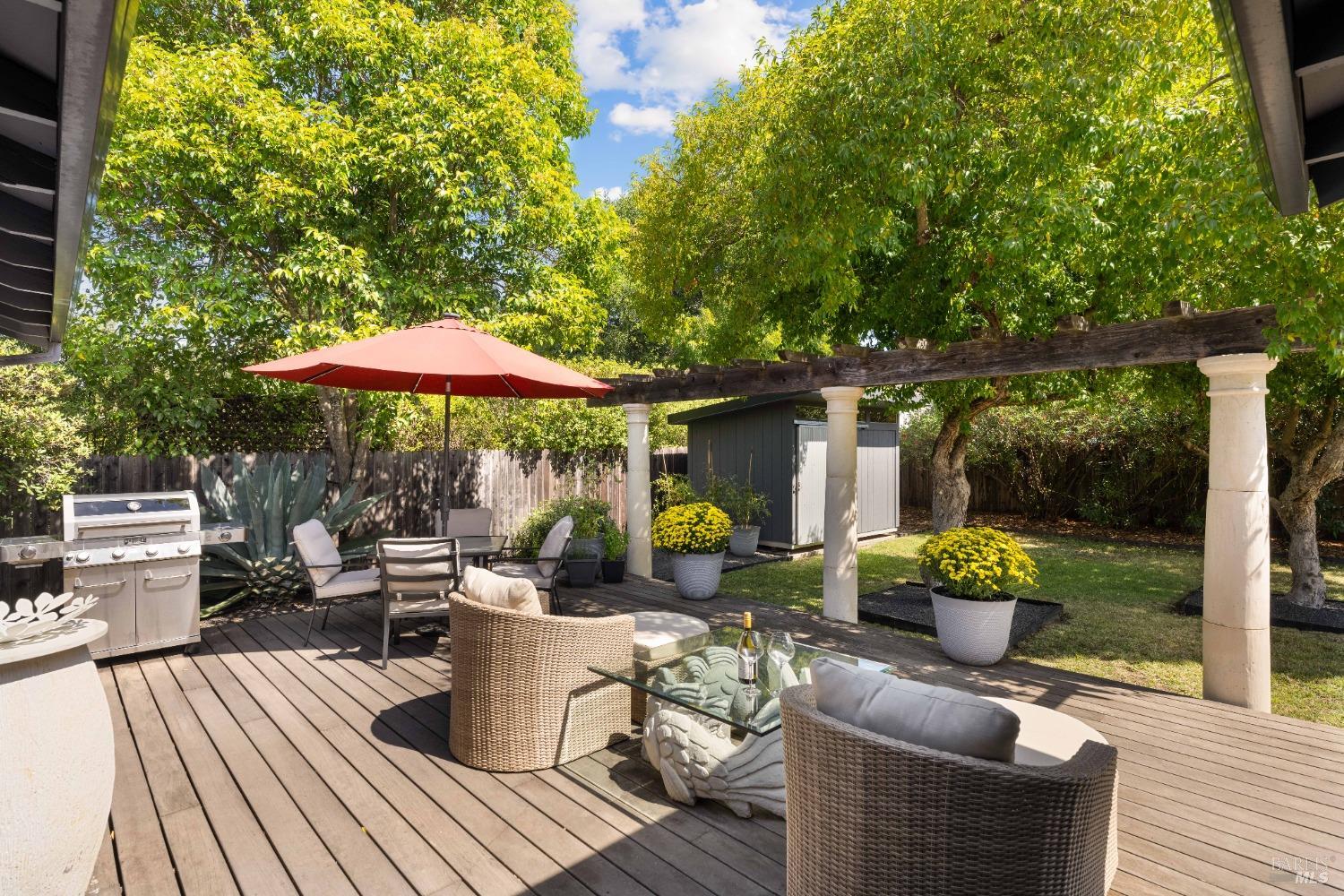 19352 Junipero Serra Dr