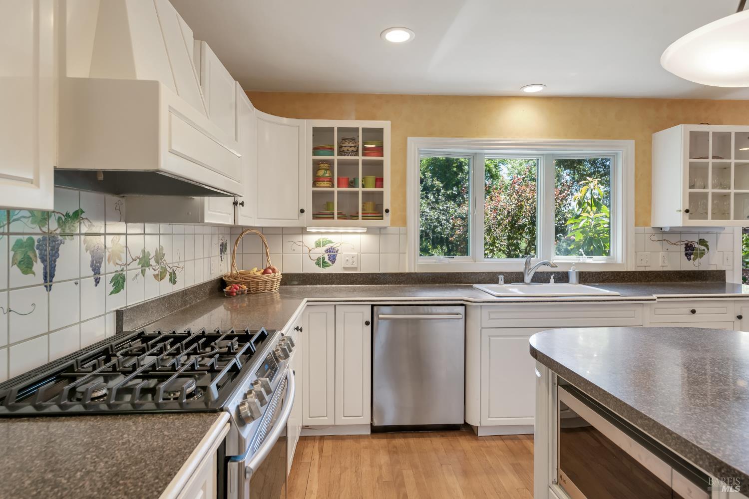 4215 Wake Robin Drive