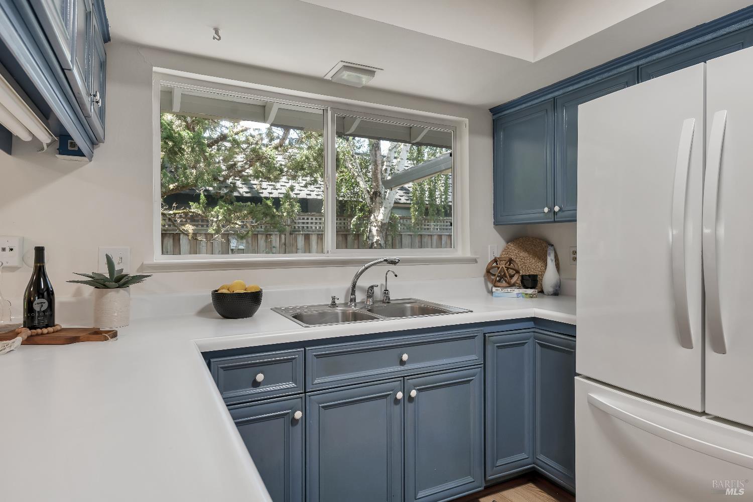 2232 Gainsborough Ave