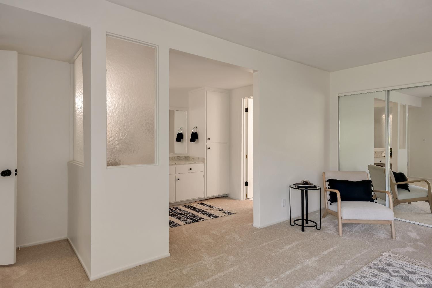 2232 Gainsborough Ave