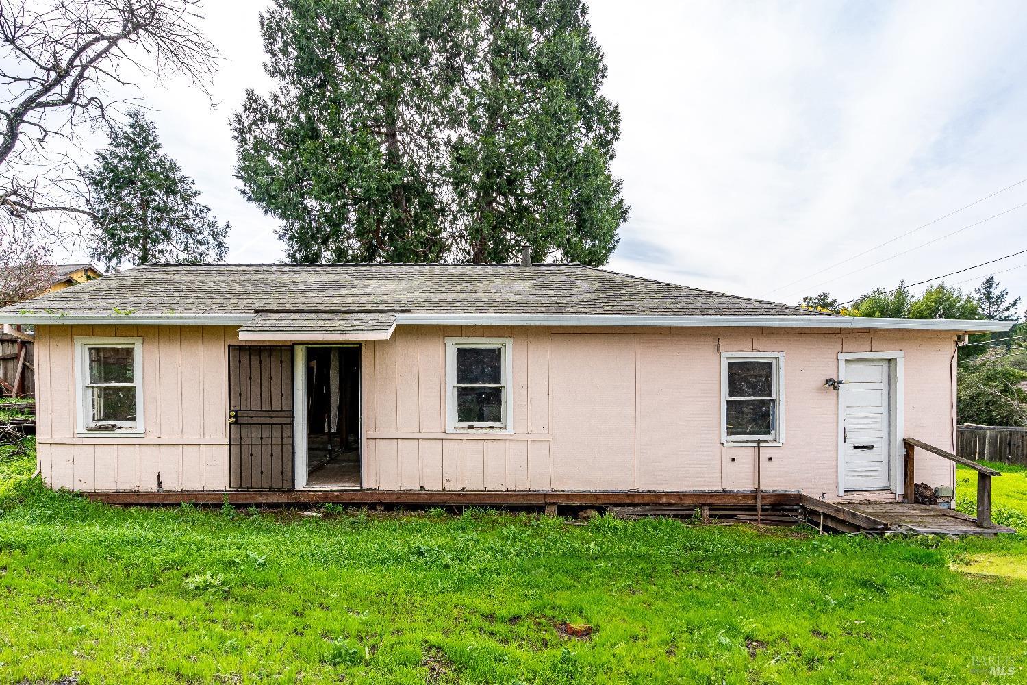 17364 Hillside Avenue