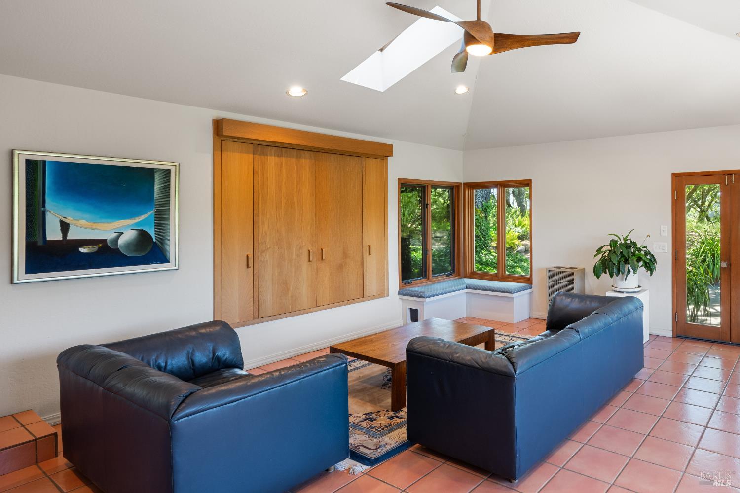 10601 Slattery Rd