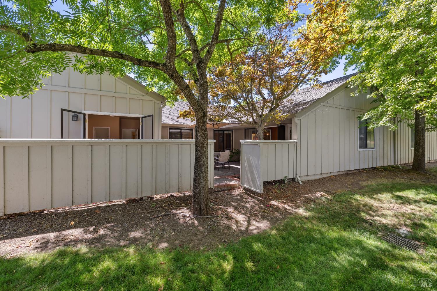 18509 Wellesley Ct