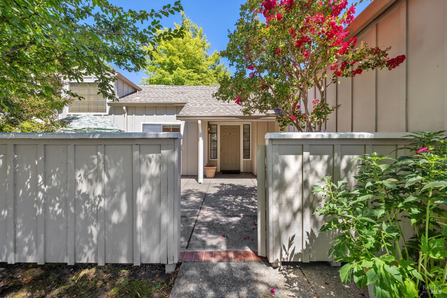 18509 Wellesley Ct