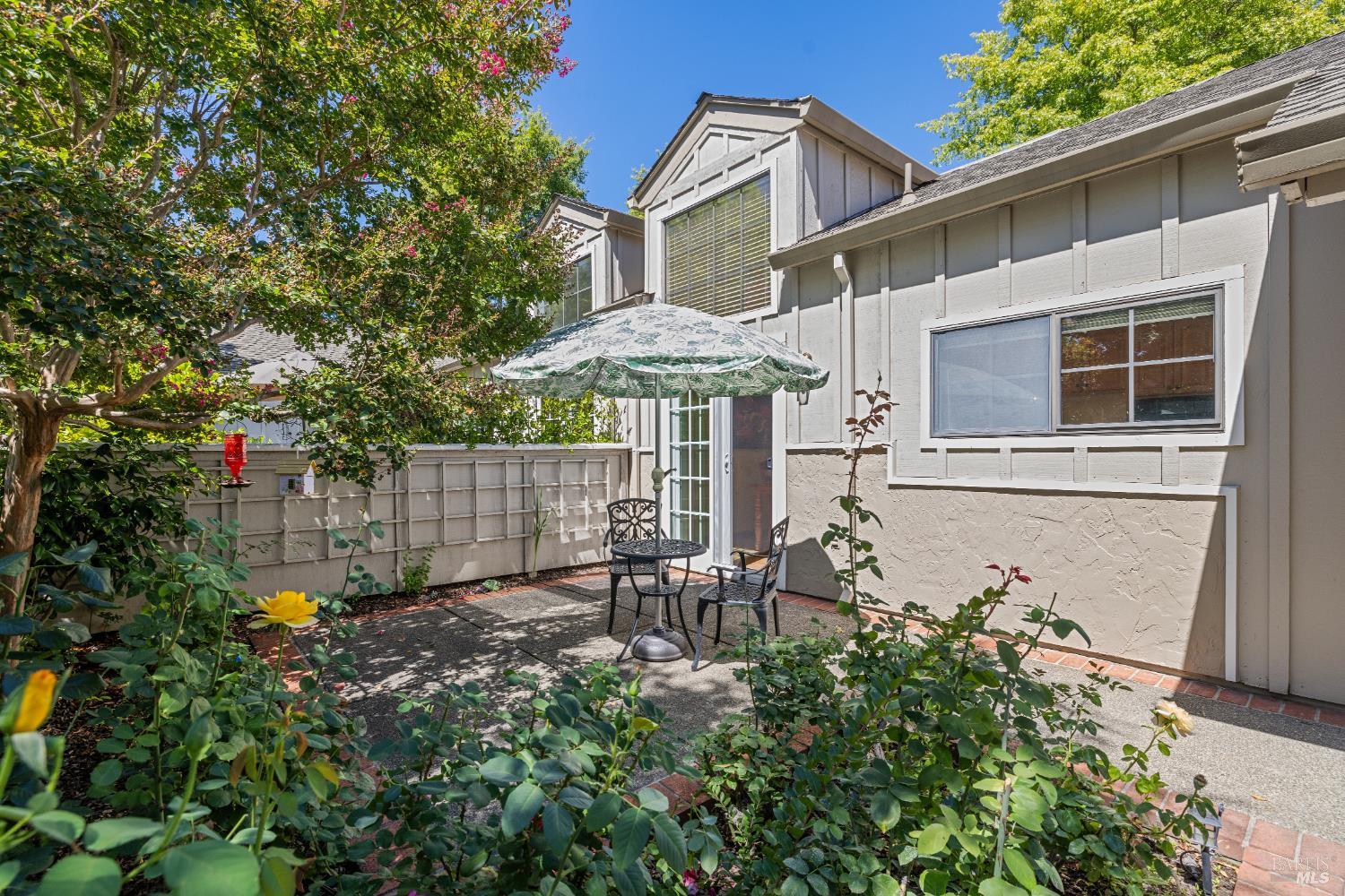 18509 Wellesley Ct
