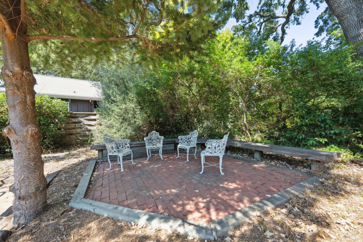 354 E Napa St