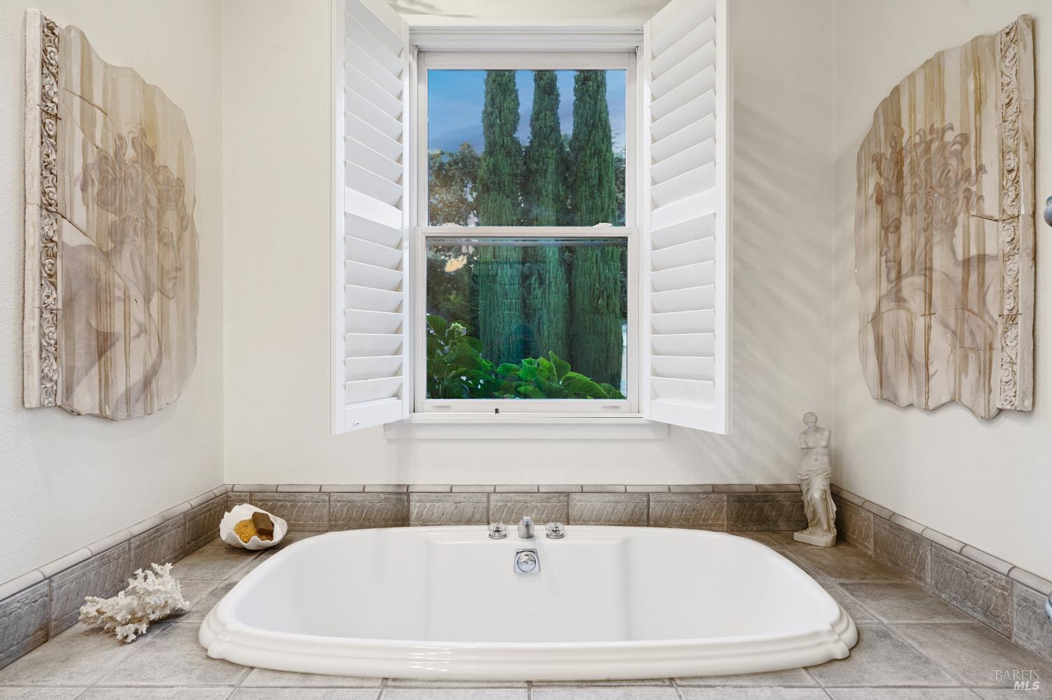 354 East Napa Street