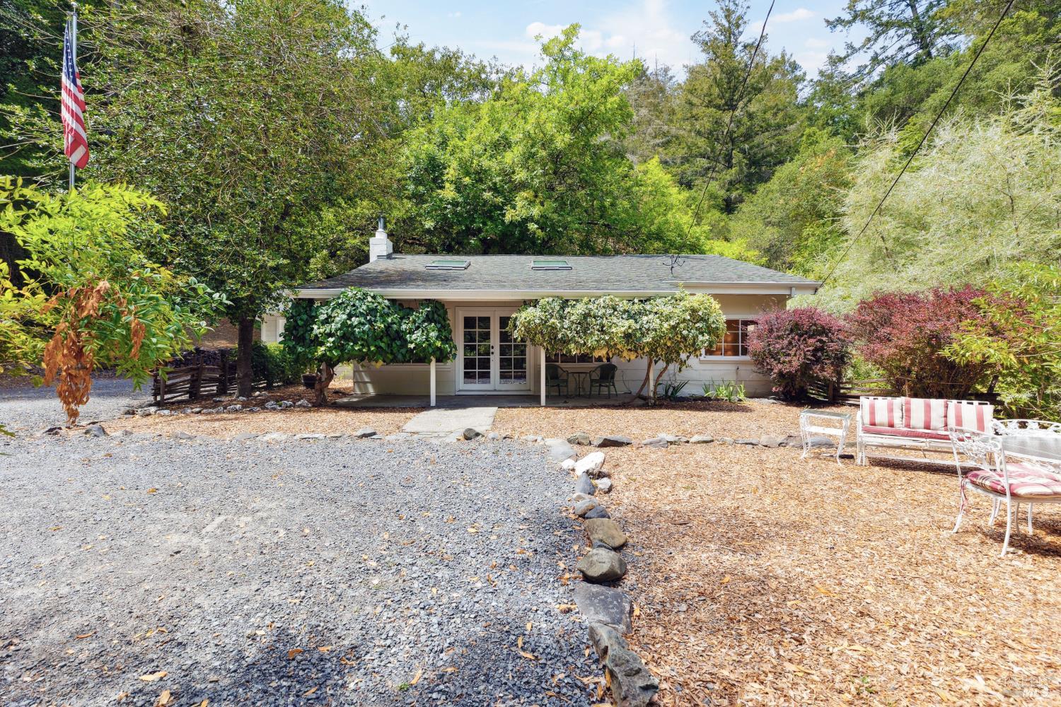 1311 W Dry Creek Rd