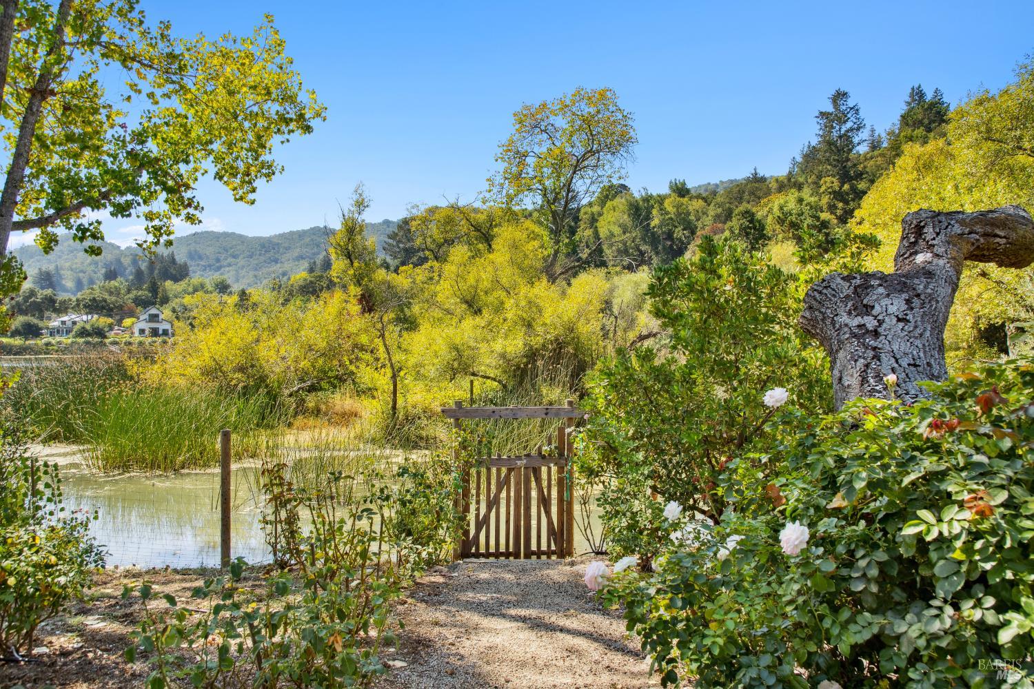 2399 Sobre Vista Road