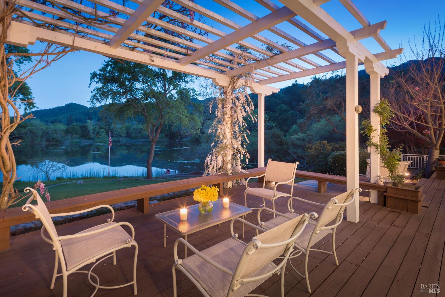 2399 Sobre Vista Road