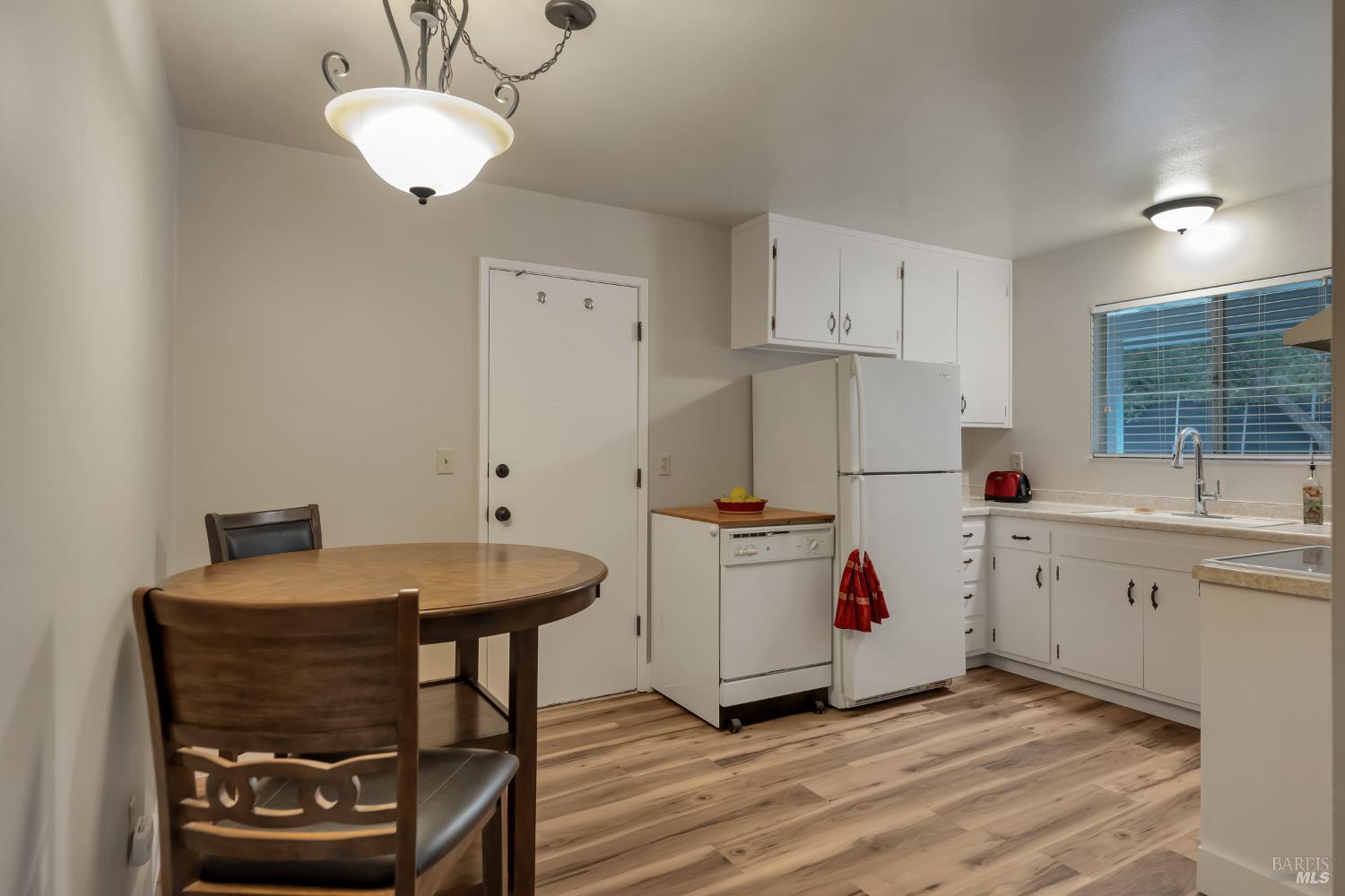 18327 Sierra Dr