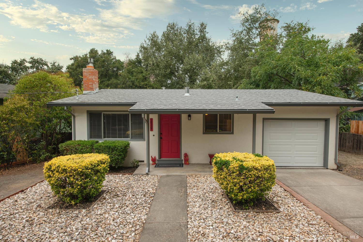 18327 Sierra Dr