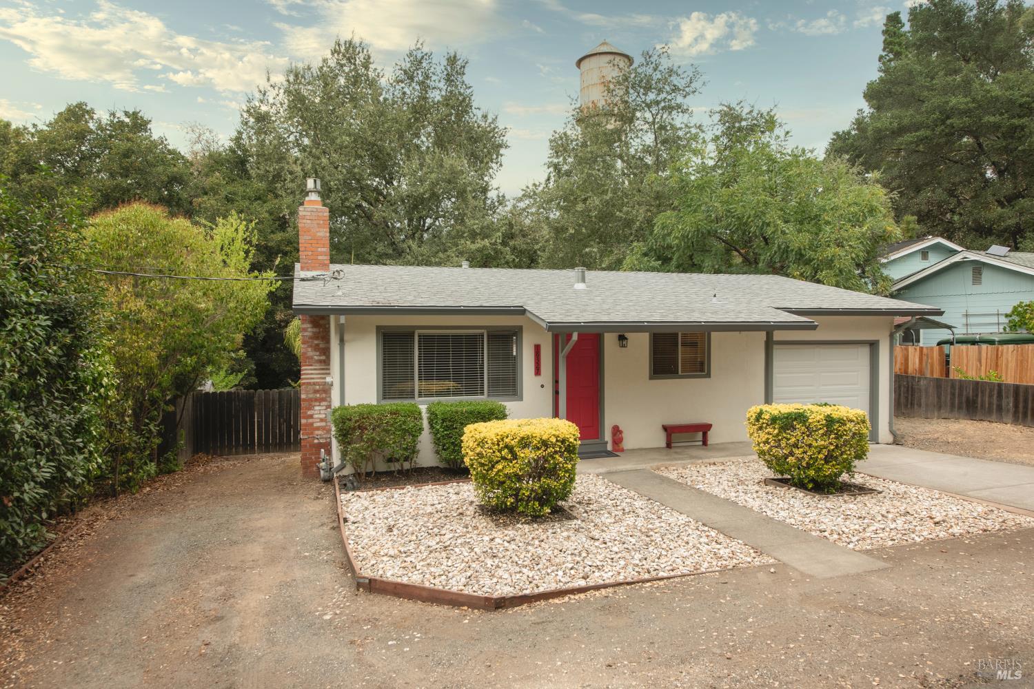 18327 Sierra Dr