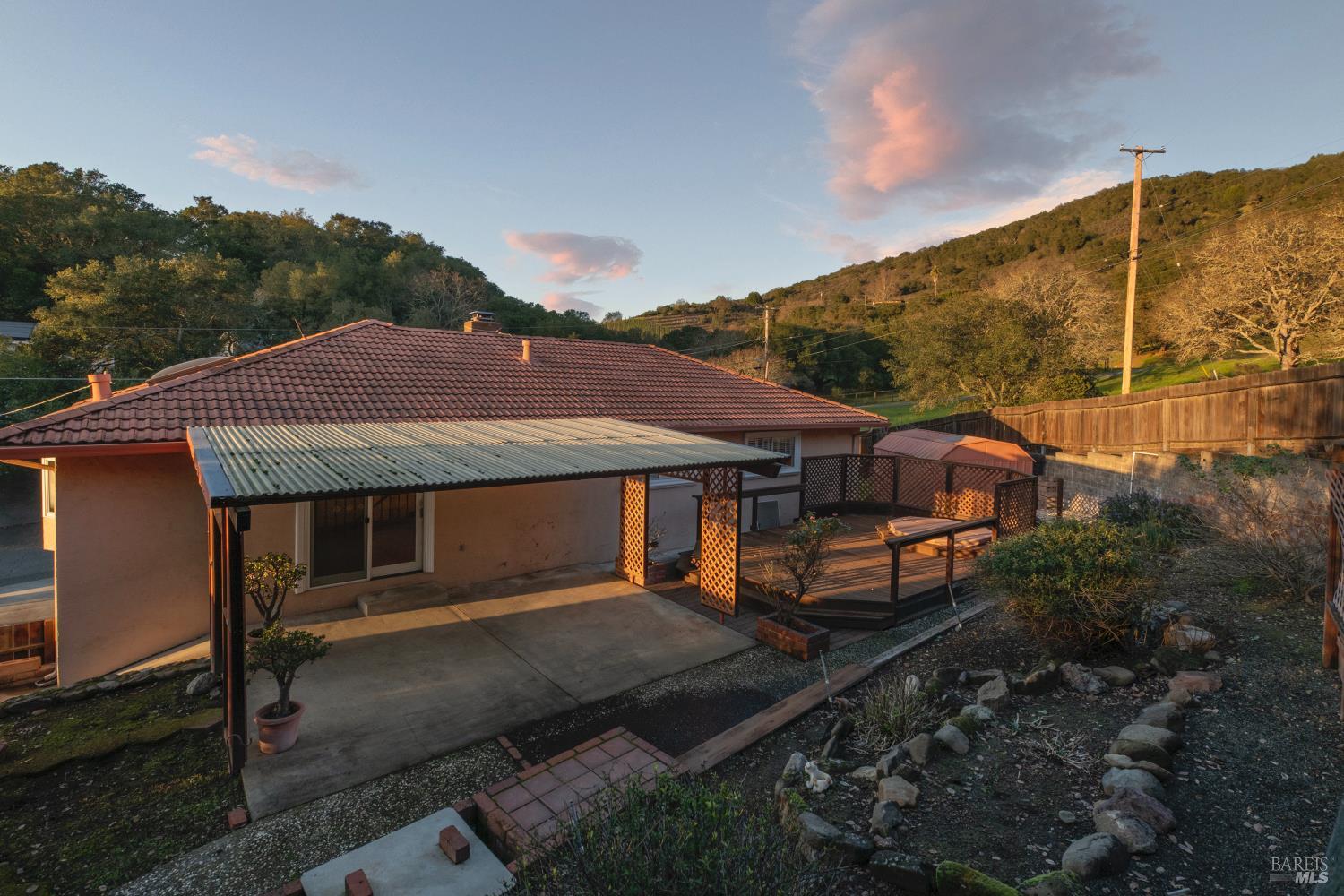 1292 Calle Del Arroyo