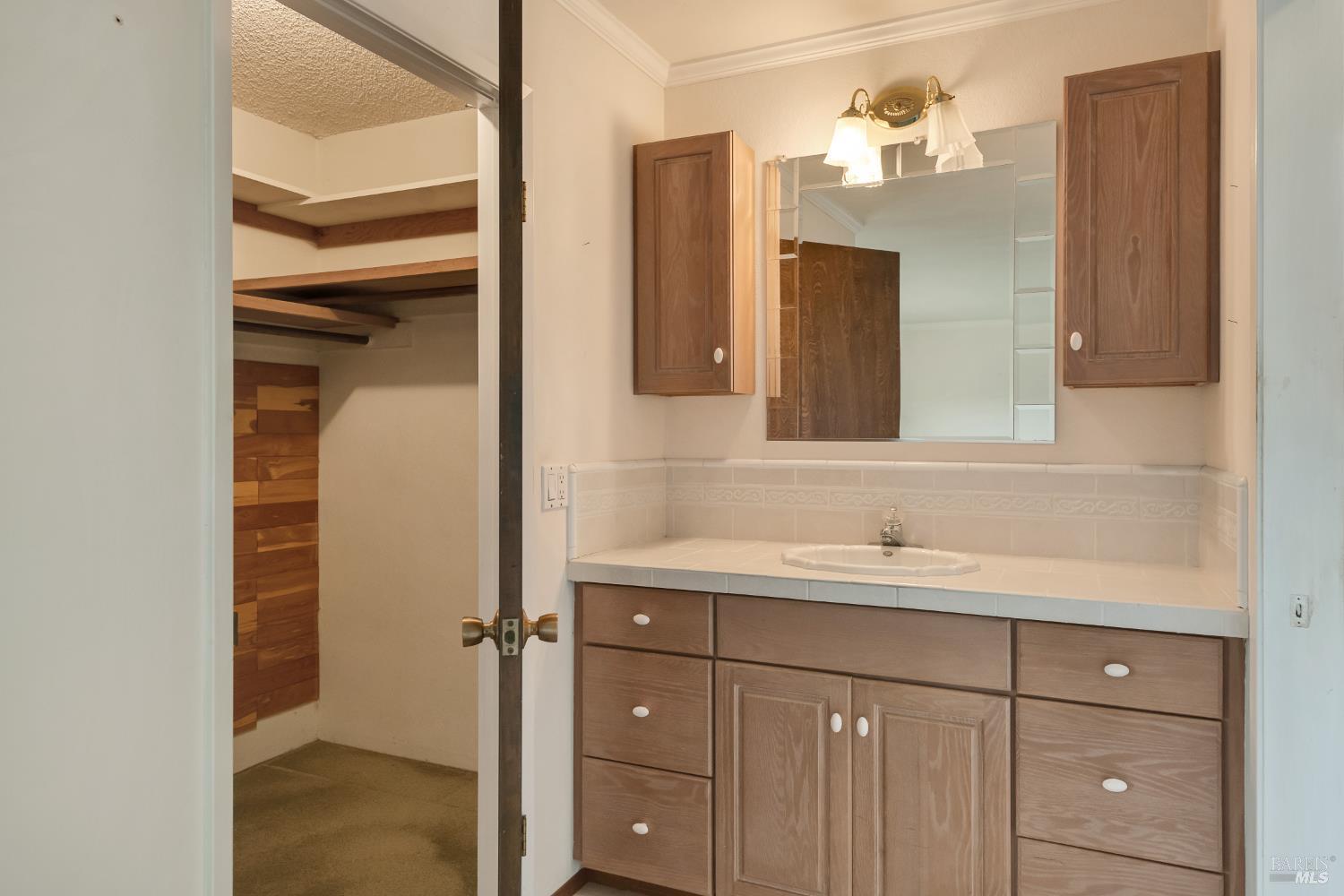 1292 Calle Del Arroyo