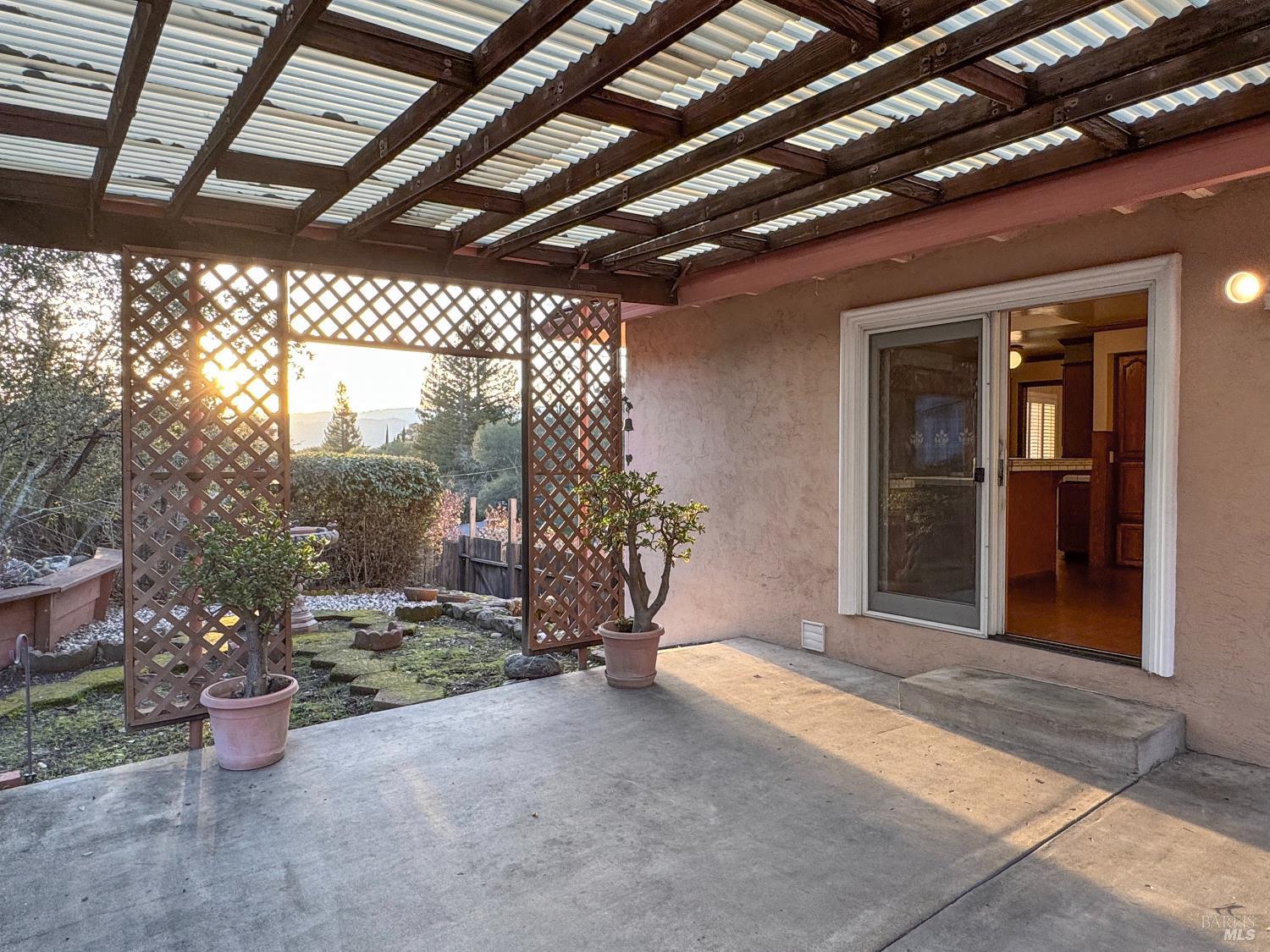 1292 Calle Del Arroyo