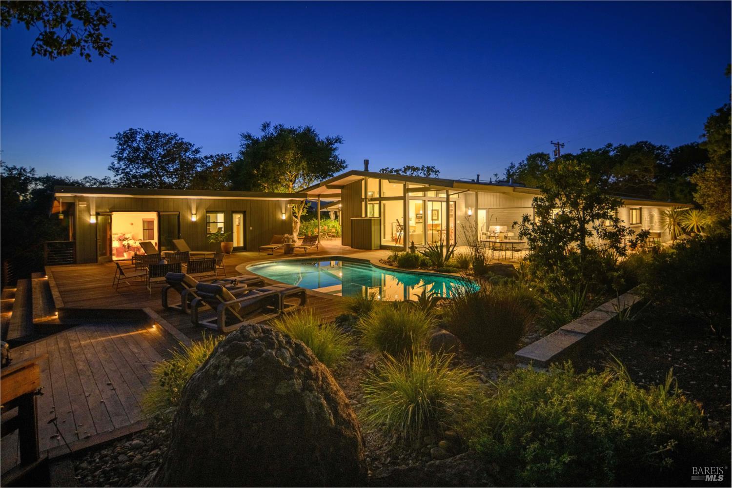305 Ashlar Drive