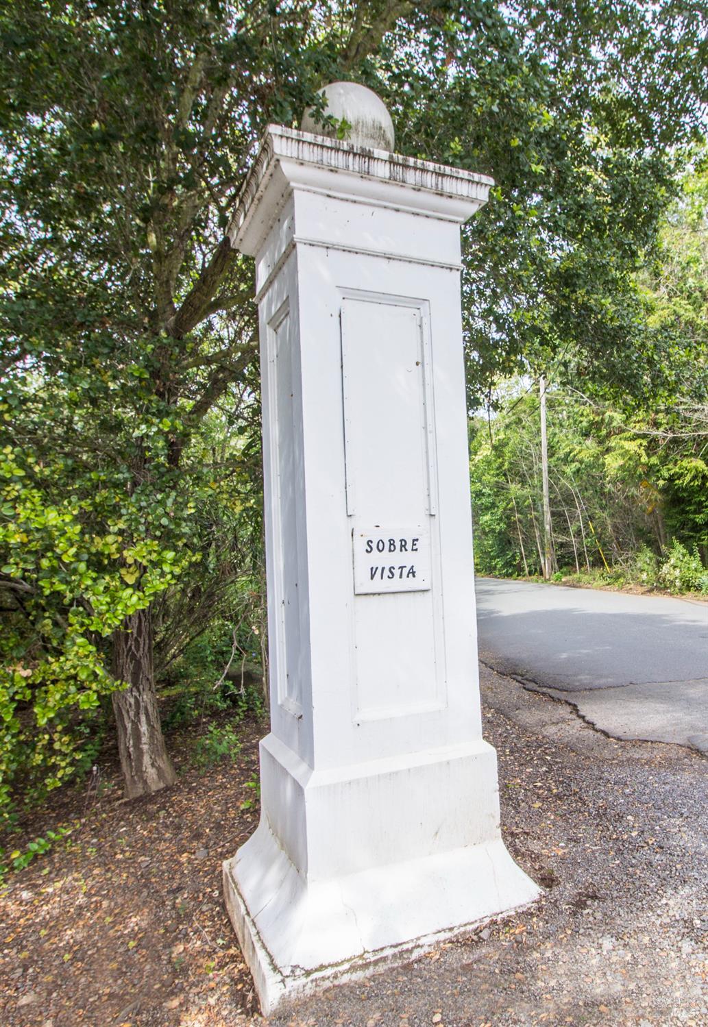 2399 Sobre Vista Road