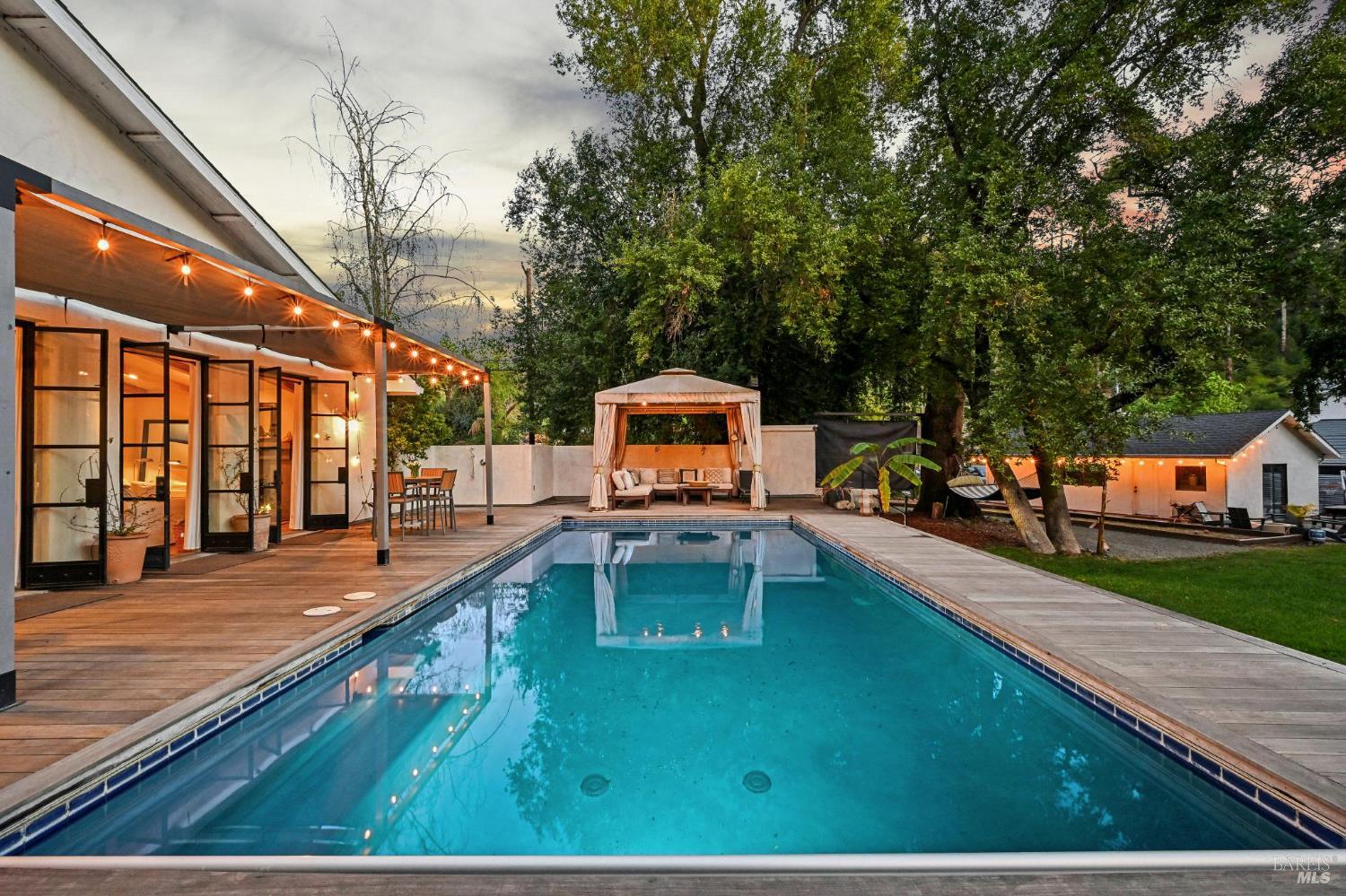 899 Adobe Canyon Road