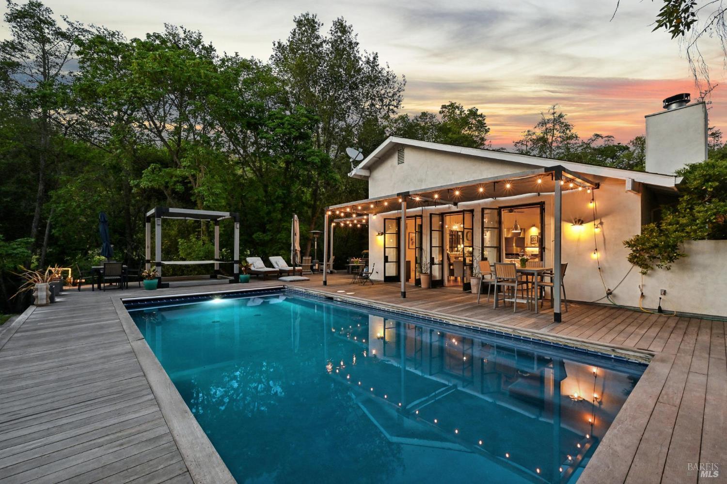 899 Adobe Canyon Road