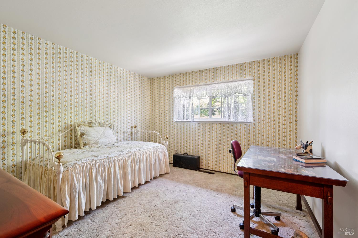 825 Woodside Aka Madrone Road