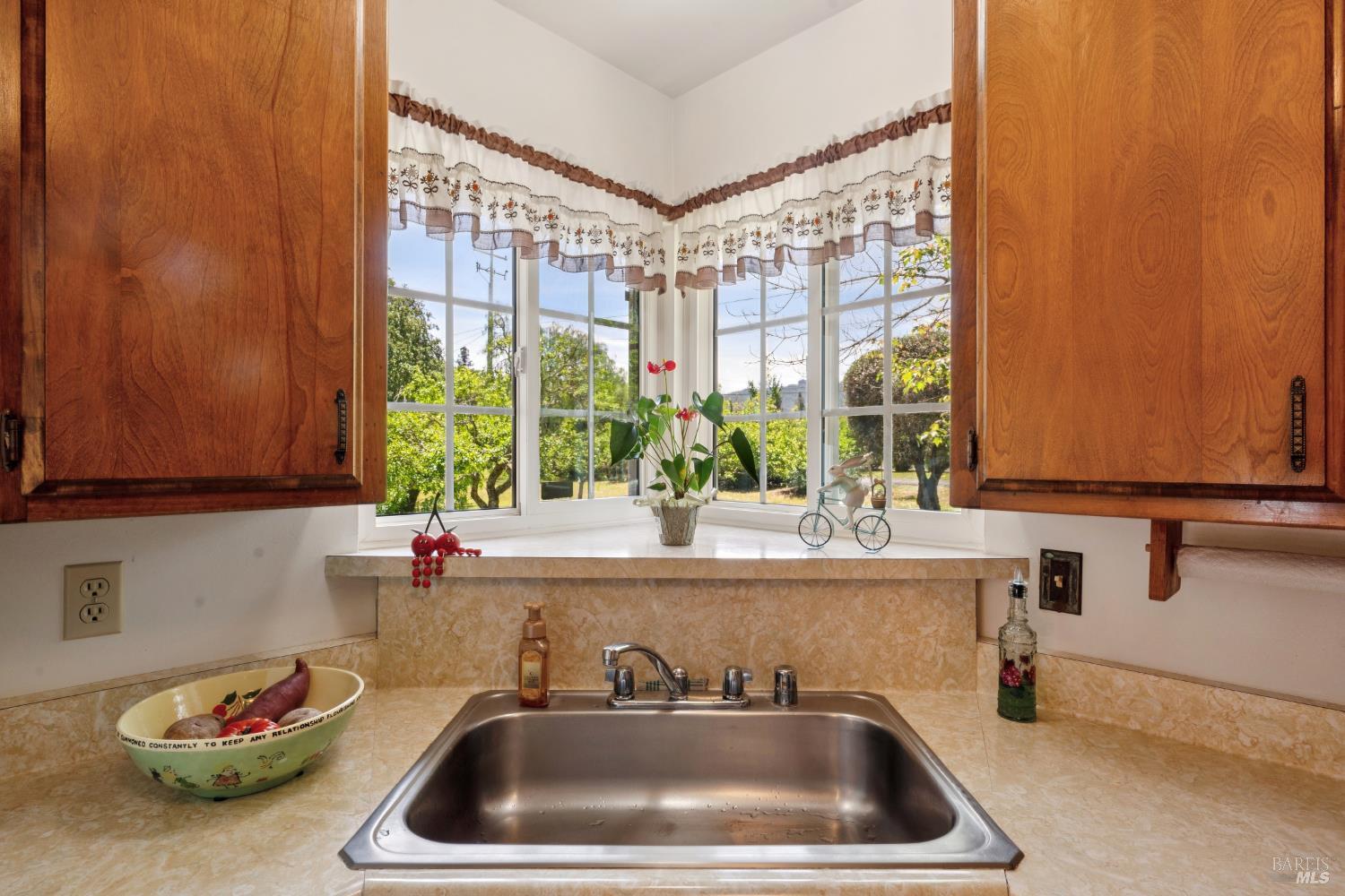 825 Woodside Aka Madrone Road