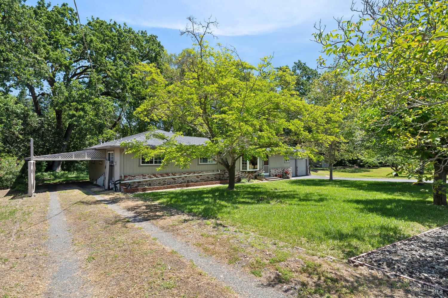 825 Woodside Aka Madrone Road