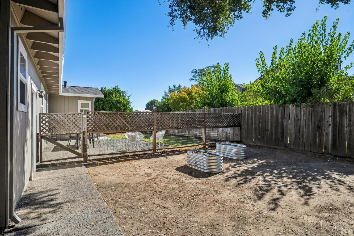 18935 Robinson Road