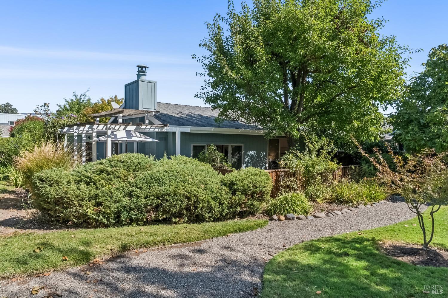71 Creek Lane