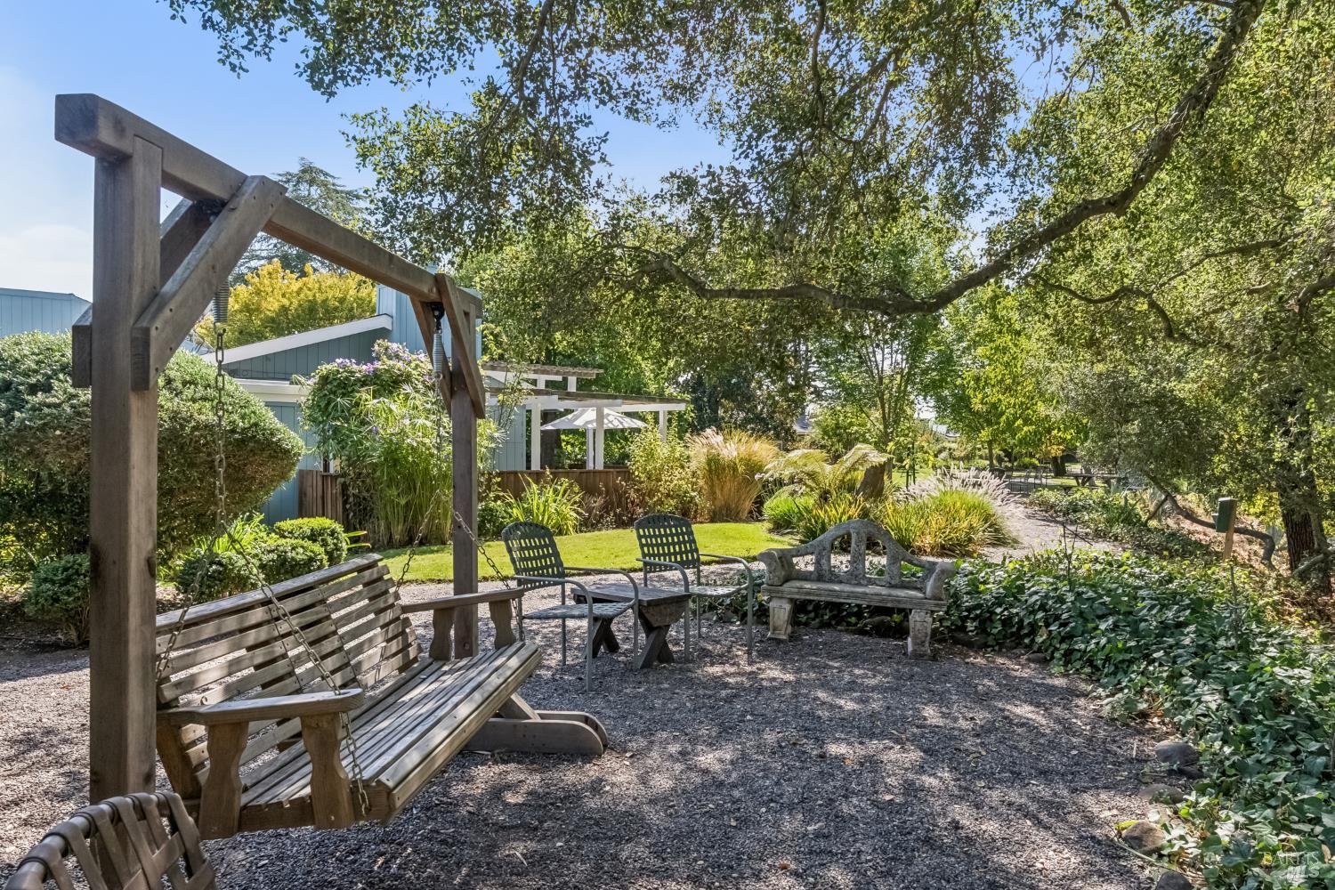 71 Creek Lane