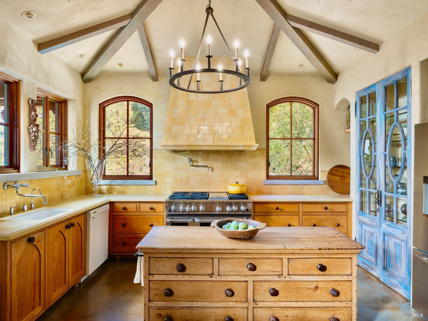 6640 Sonoma Mountain Road