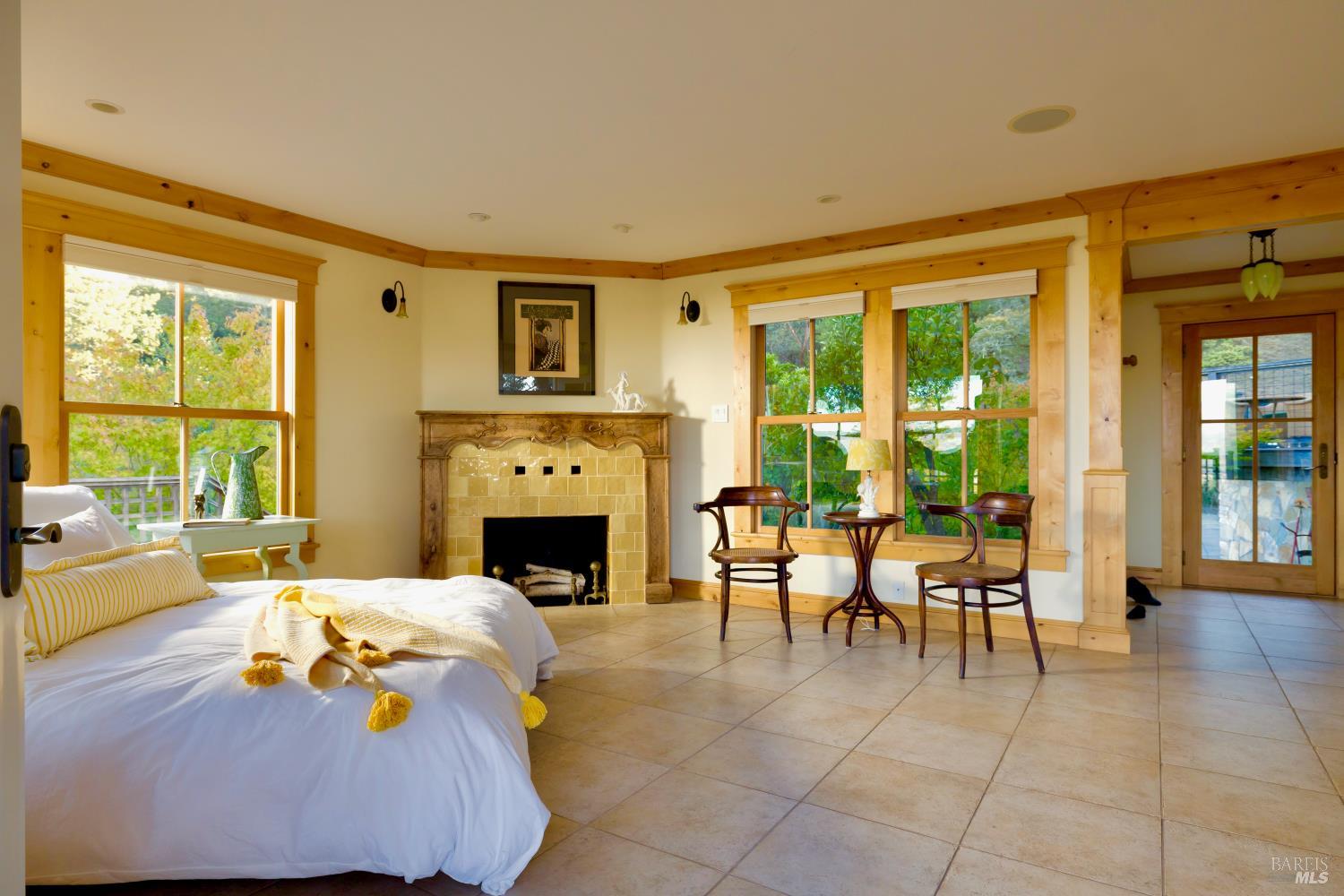6640 Sonoma Mountain Road