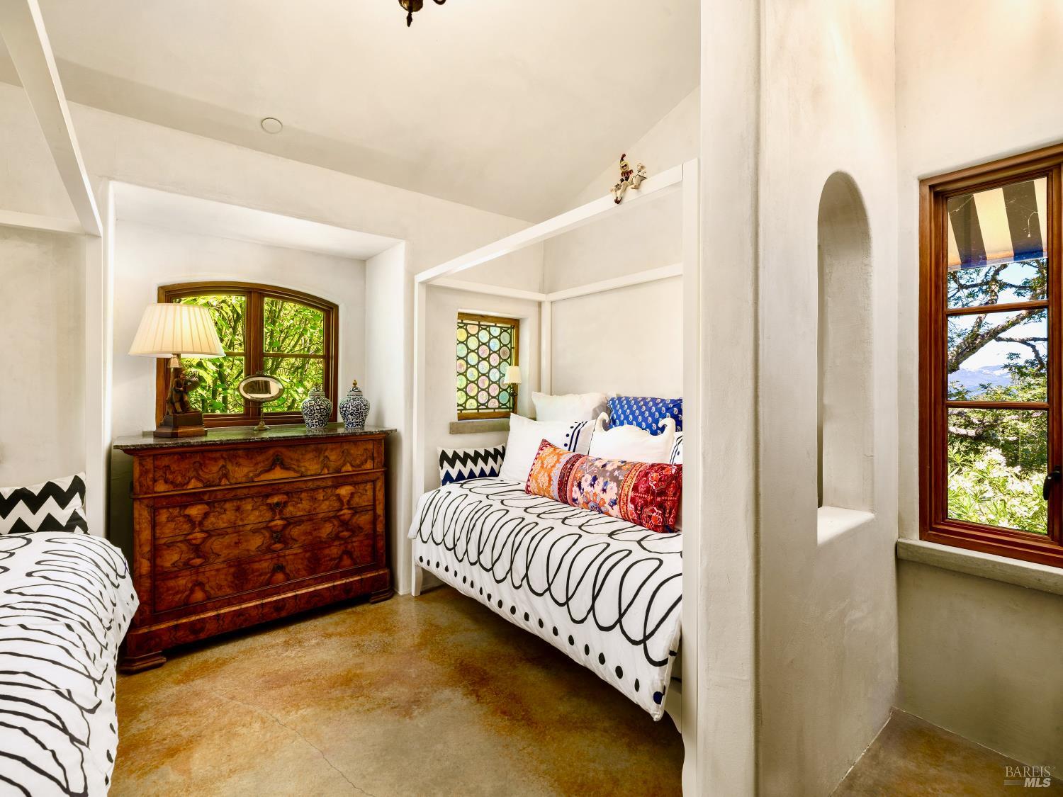 6640 Sonoma Mountain Road