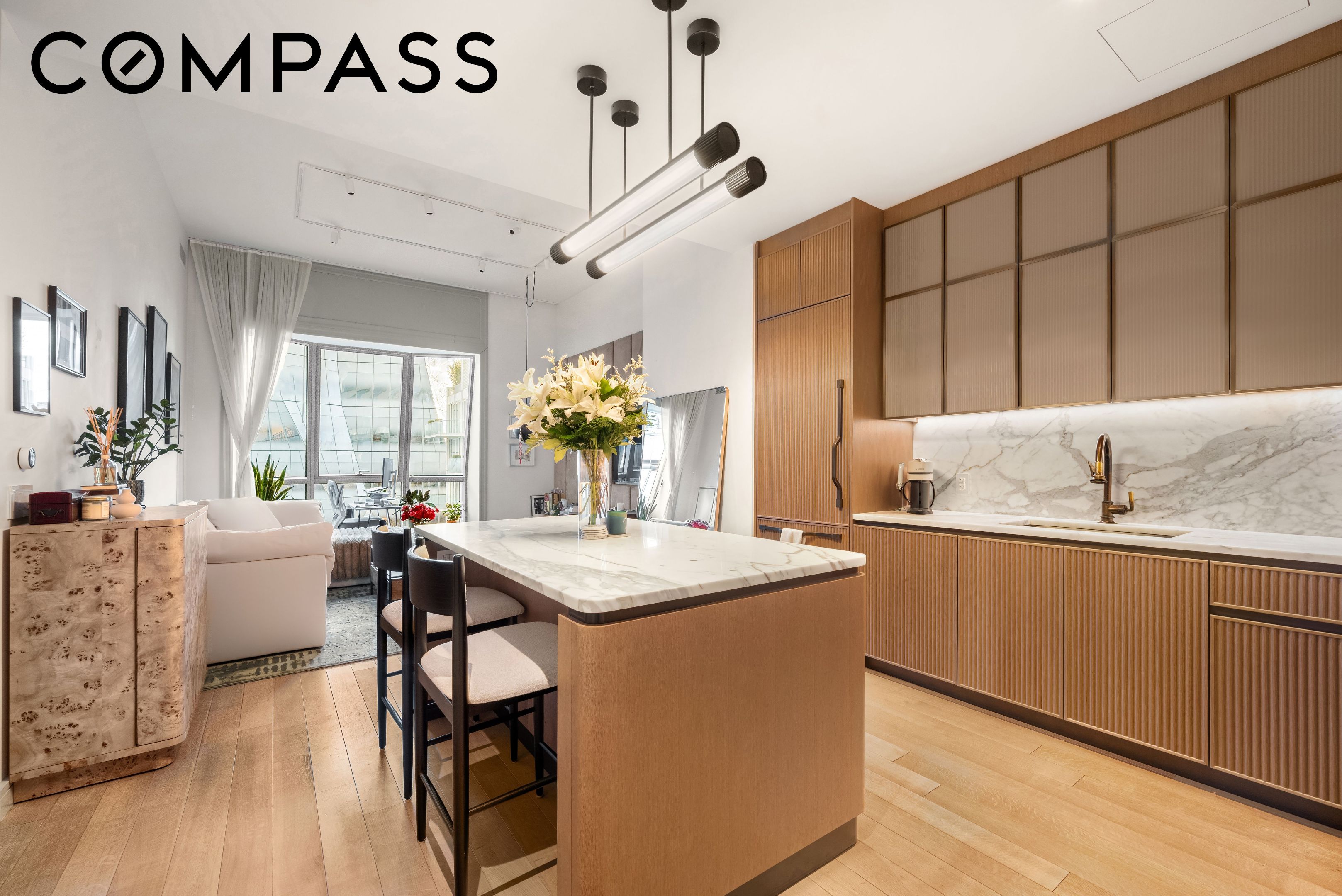 515 W 18th Street 901