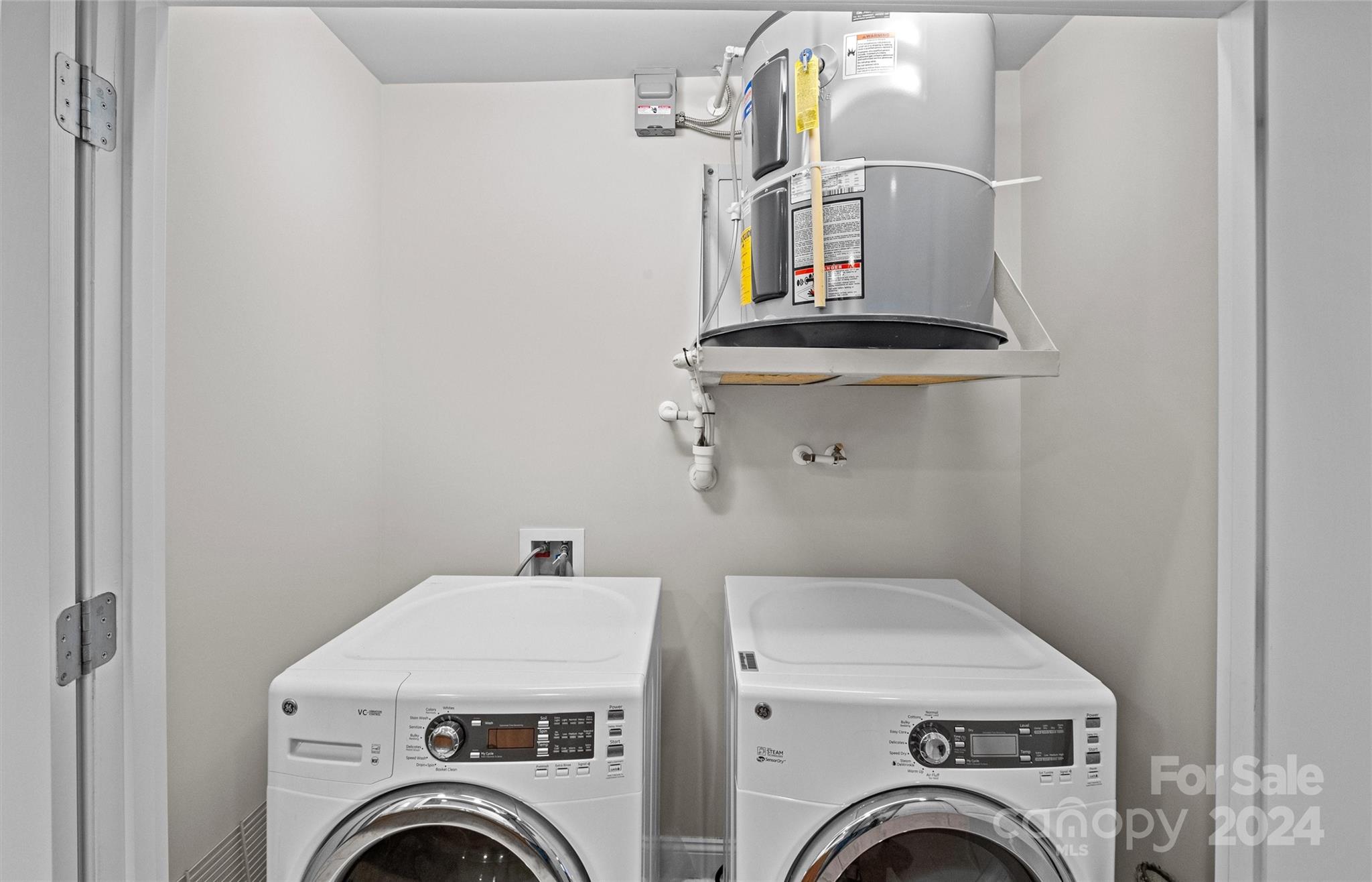 701 Royal Court Unit: 805