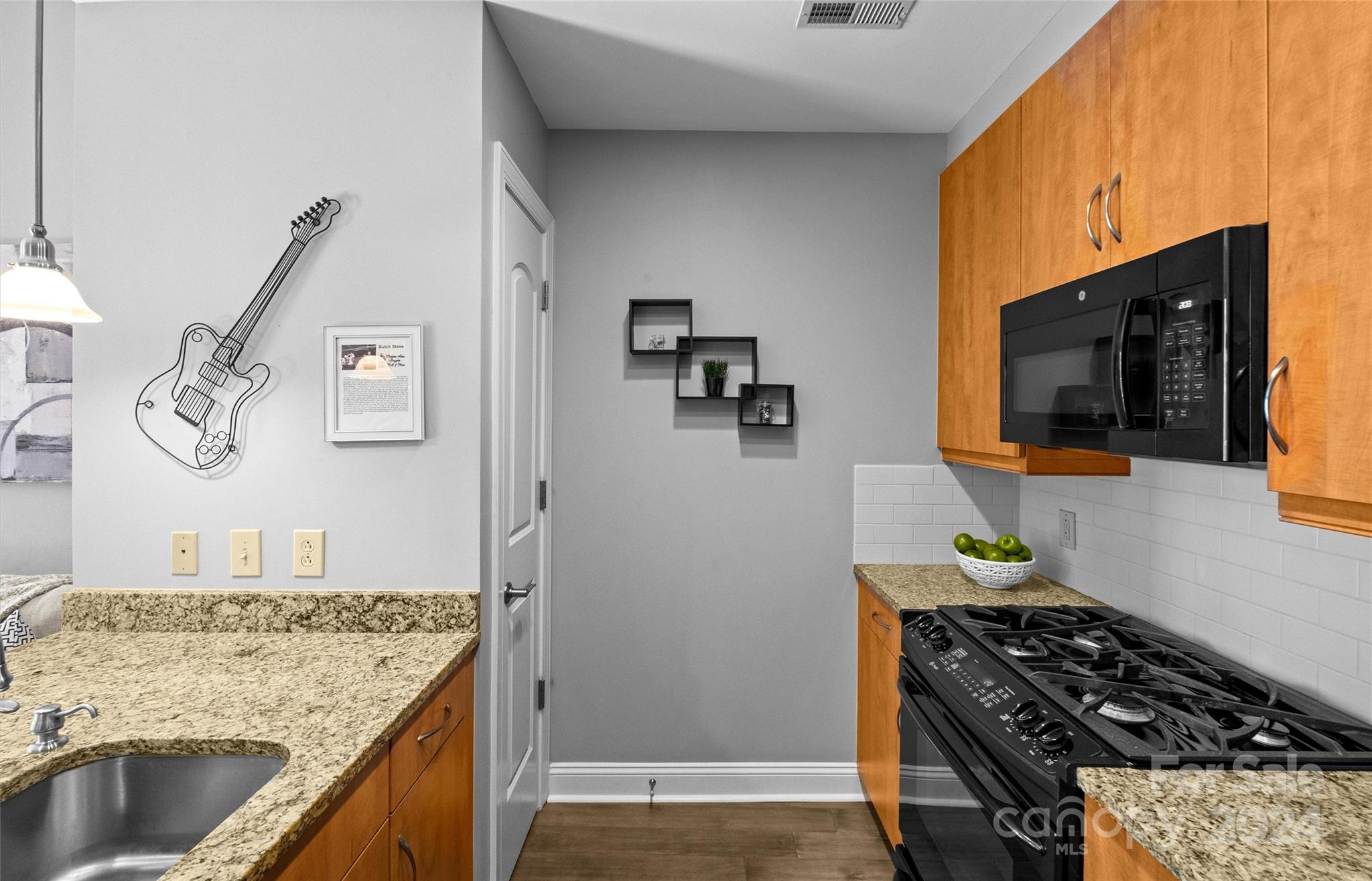 701 Royal Court Unit: 805
