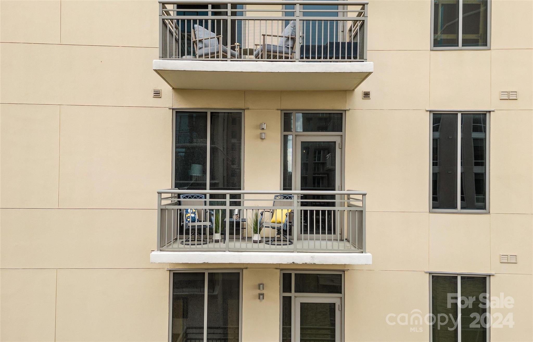701 Royal Court Unit: 805