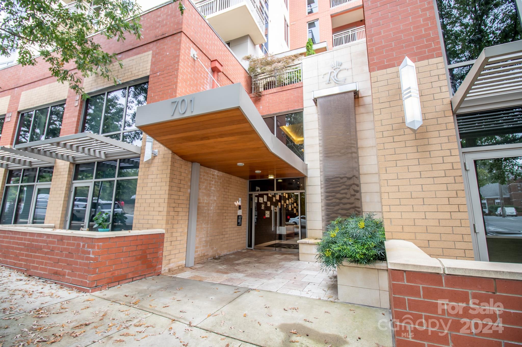 701 Royal Court Unit: 805
