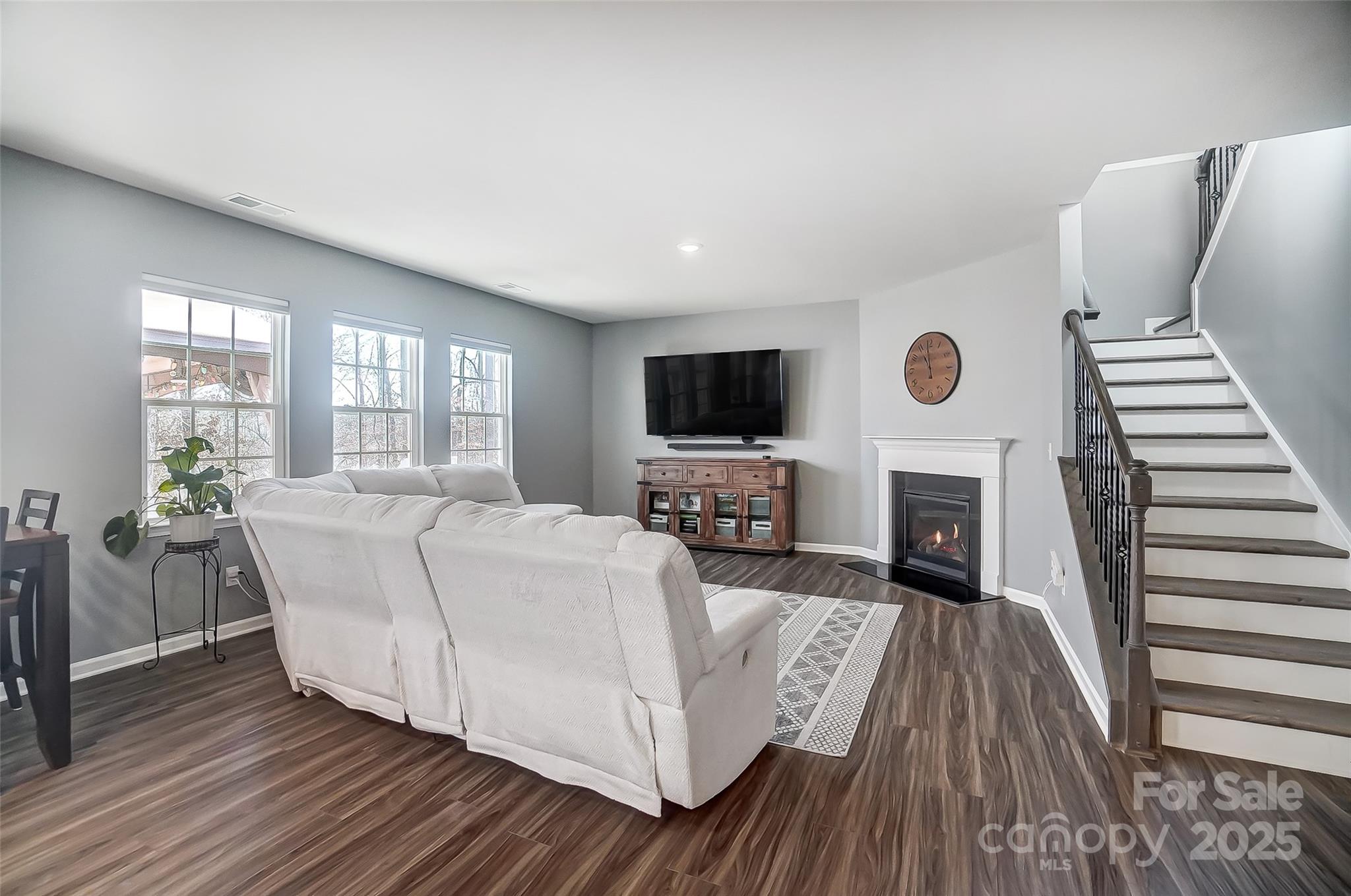 448 Kennerly Center Drive