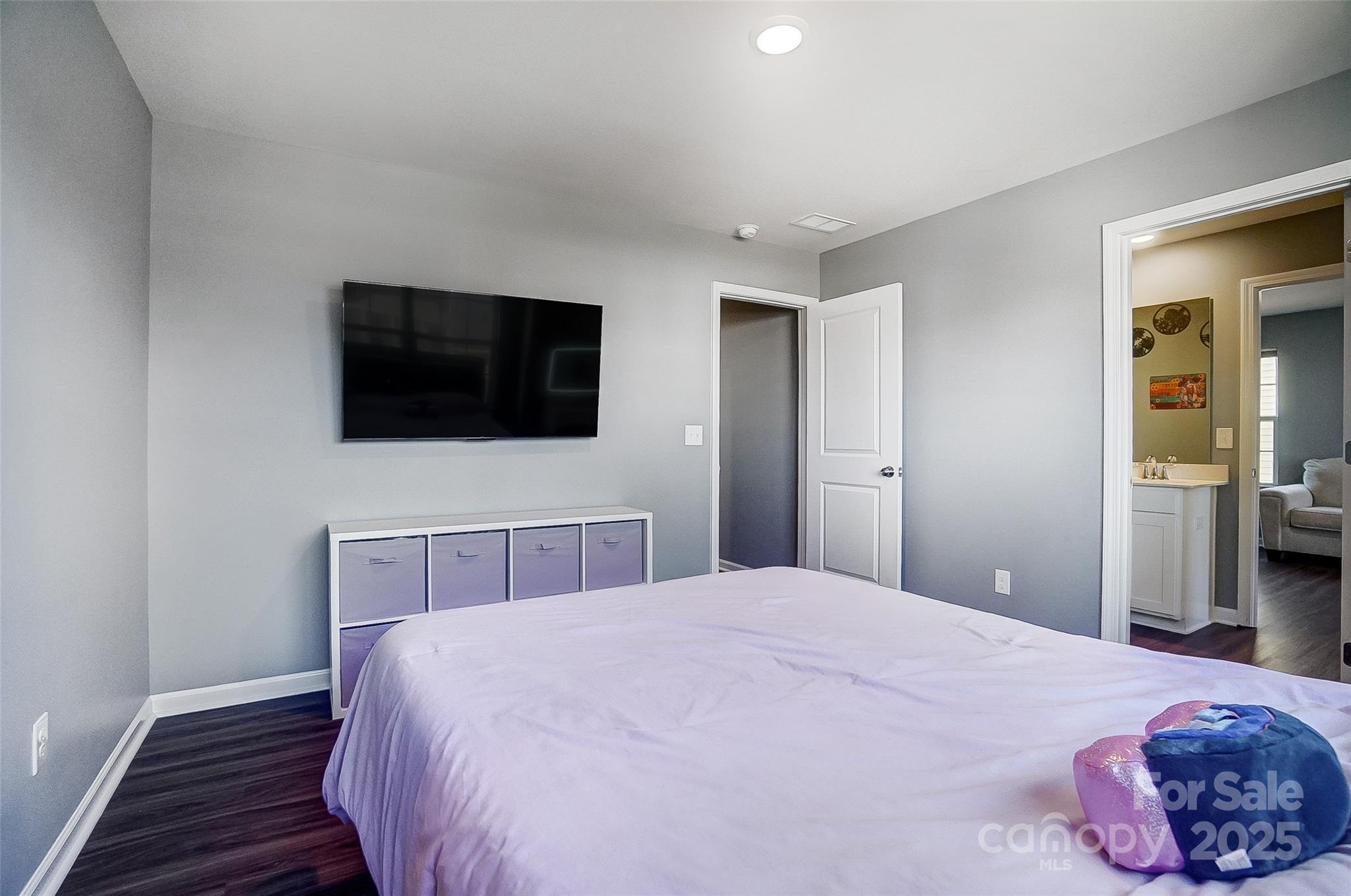 448 Kennerly Center Drive