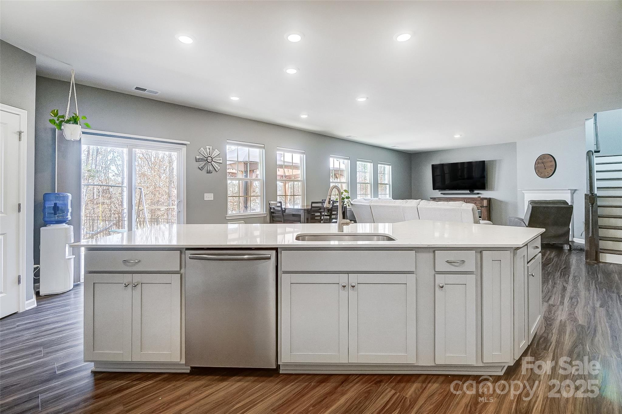 448 Kennerly Center Drive